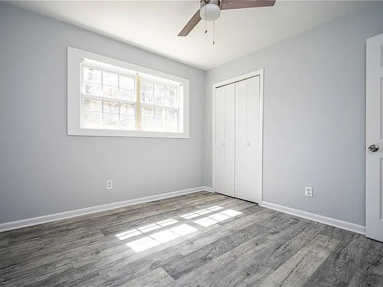 405 Concord Woods Dr SE — Photo 17