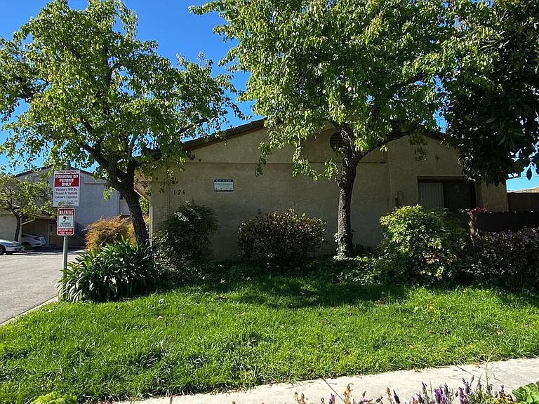 122-126 W Ramona St — Photo 26