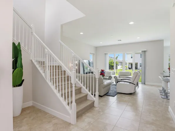 5572 Liberty Lane, The Acreage, FL 33470