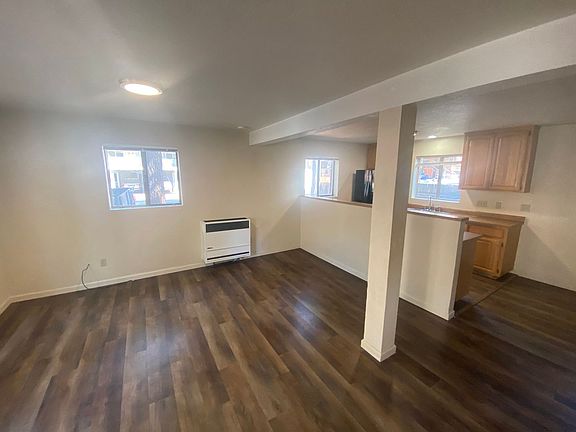 2nd image of 1036 Moss Rd APT 7