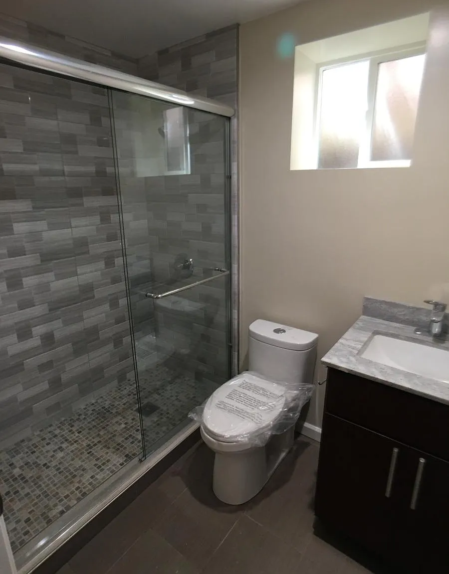 2 bed, $2,630 — Photo 2