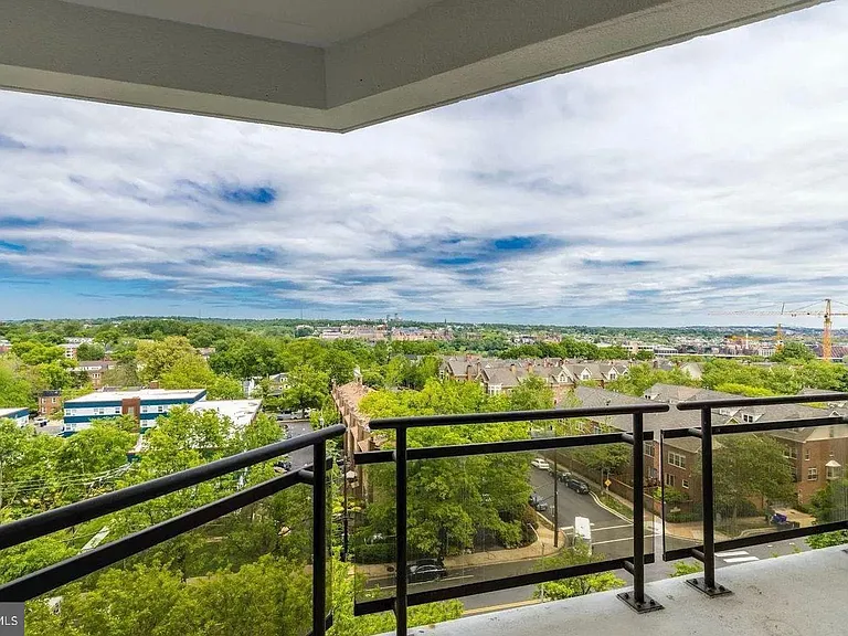 1530 Key Blvd #906 — Photo 4