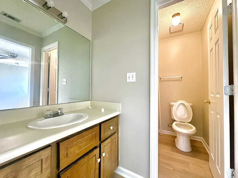 5 Kensington Cir — Photo 6