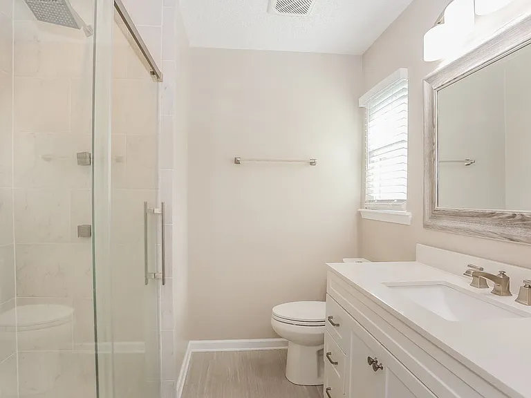 12639 Ashmore Green Dr N — Photo 12