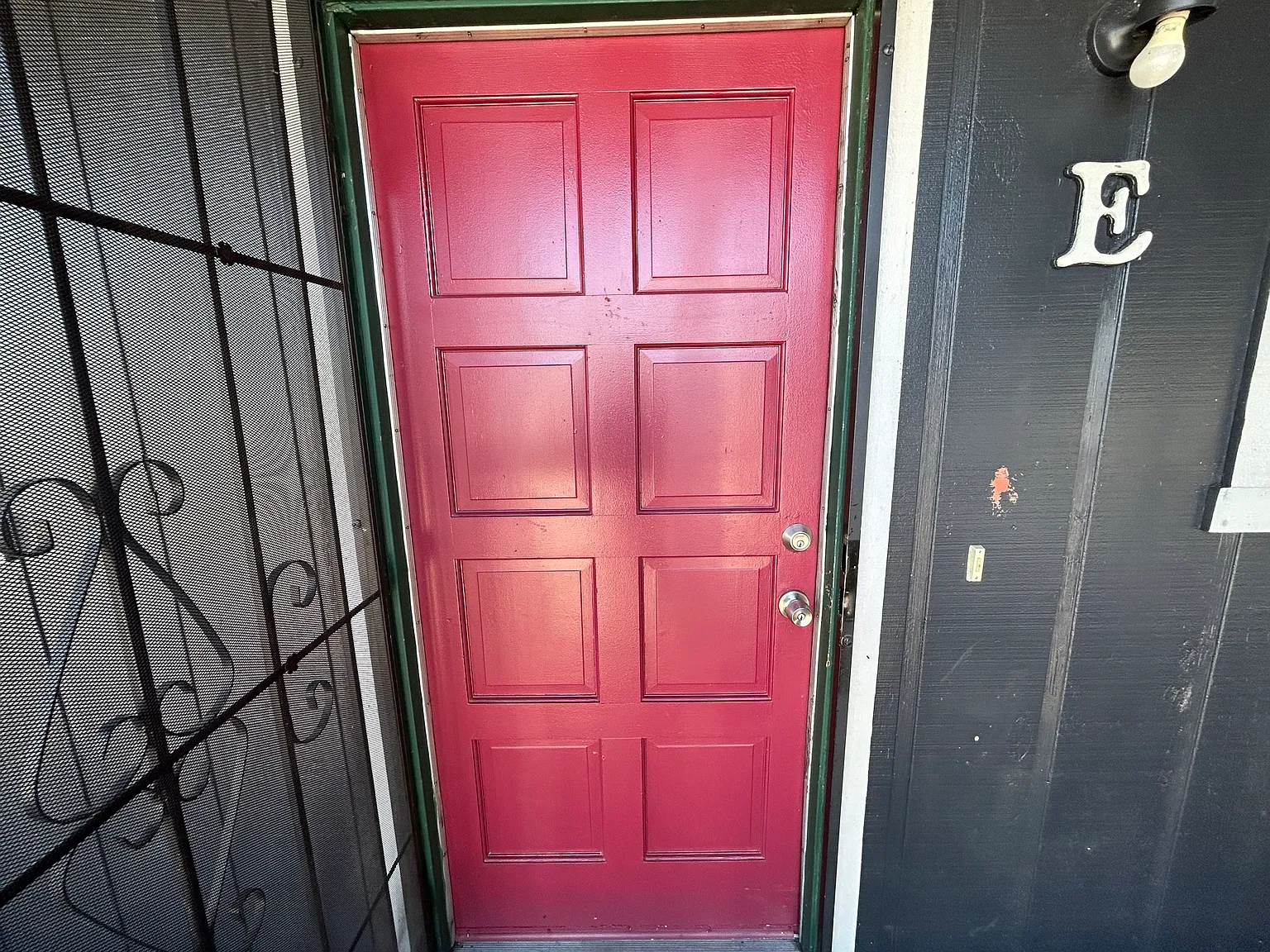1532 North Ct — Photo 2