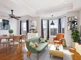 502 Sumner St, Boston, MA