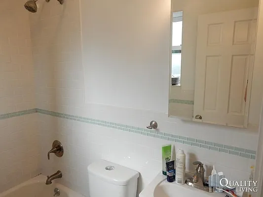 Rented by (Legacy) NY Quality Living Uptown | media 43