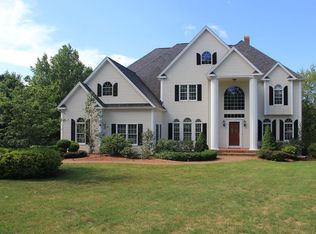 3 Fox Run, Sturbridge, MA 01566