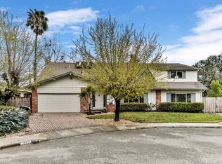 1662 Surrey Ct, Walnut Creek, CA 94598