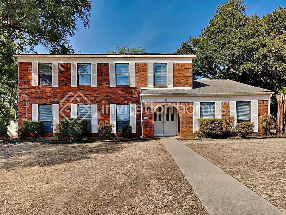 11 Crooked Creek Ct