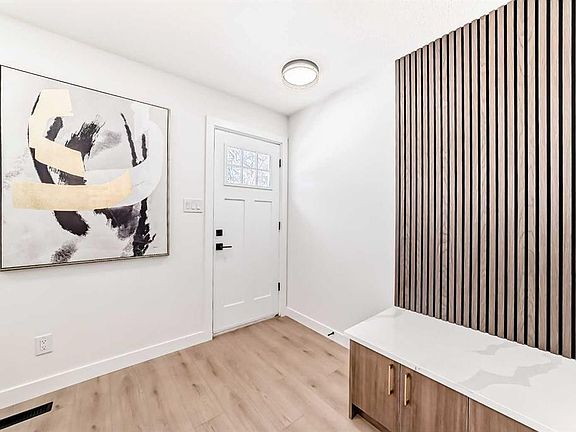 5th image of 4936 W 45th St SW