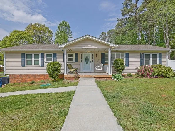 5185 Twin Oak Dr NE, Woodstock, GA 30188