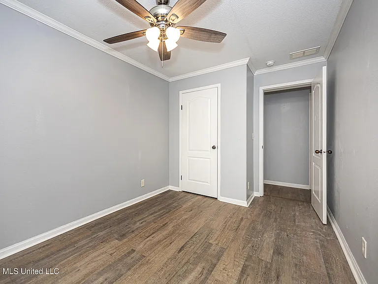 6003 E Lamar St — Photo 31
