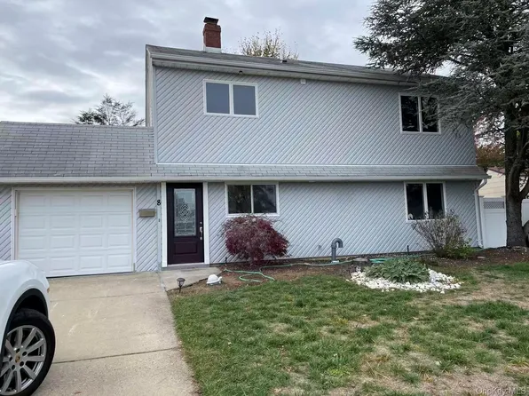8 Harmony Lane, Westbury, NY 11590