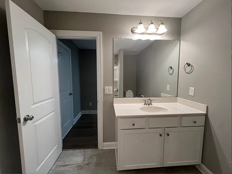 1618 Cedar Hill Way — Photo 45