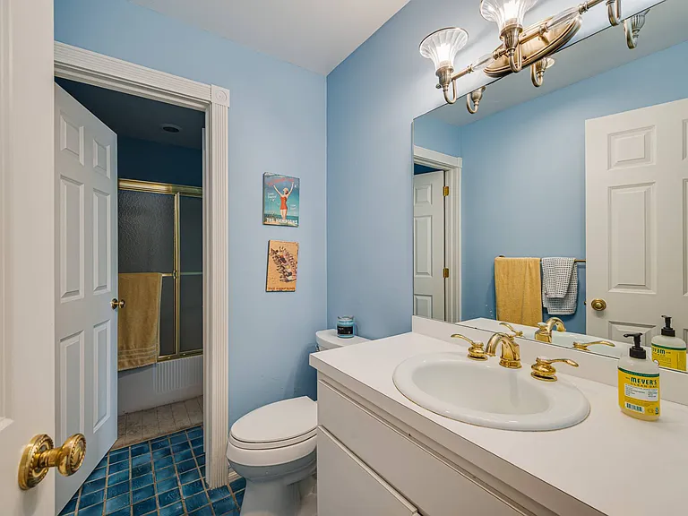 1 Dory Ln — Photo 12