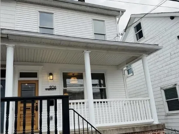 206 W Bertsch St, Lansford, PA 18232