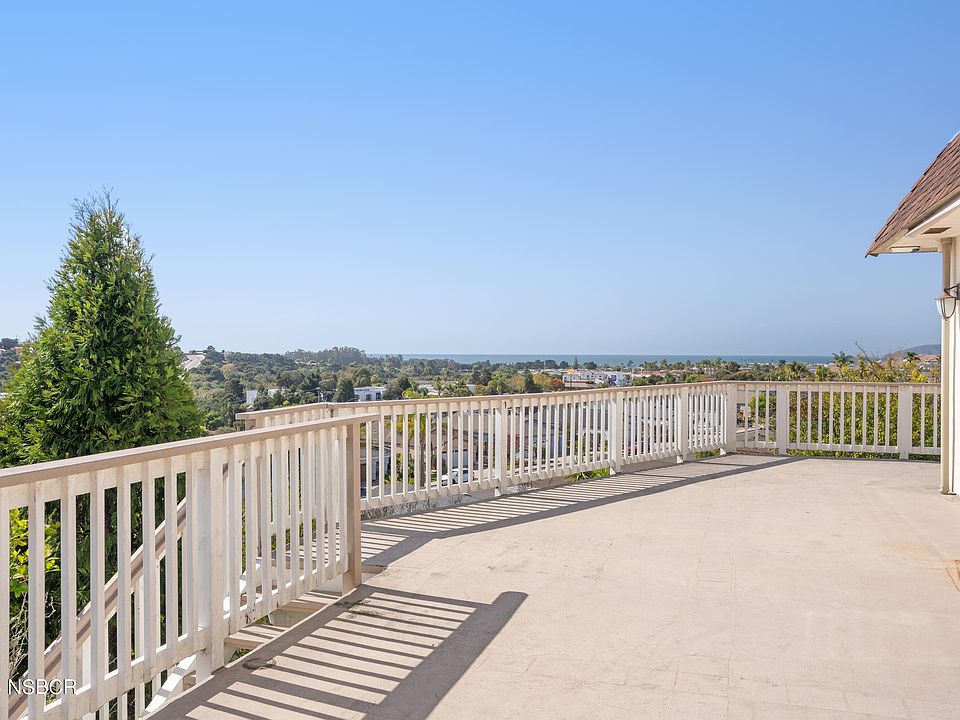 2nd image of 690 Vista Pacifica Cir