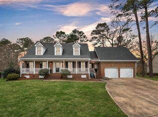 804 Cherry Forest Ct, Chesapeake, VA 23322