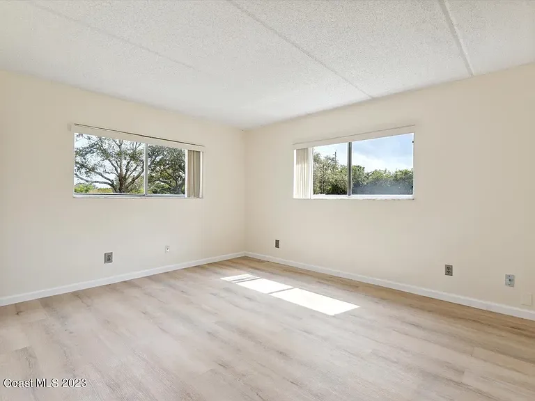 2975 Thrush Dr #131 — Photo 11