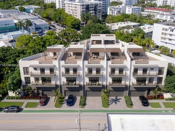 9201 W Bay Harbor Dr, Bay Harbor Islands, FL 33154