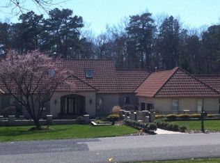 626 E Lost Pine Way Rd, Galloway, NJ 08205