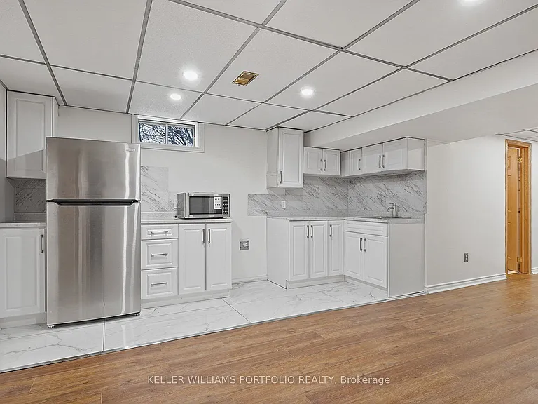 68 Athabasca St — Photo 27