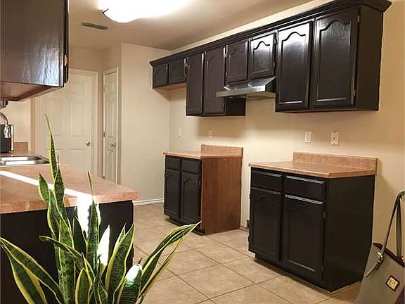 4th image of 1612 Aransas Pass Dr