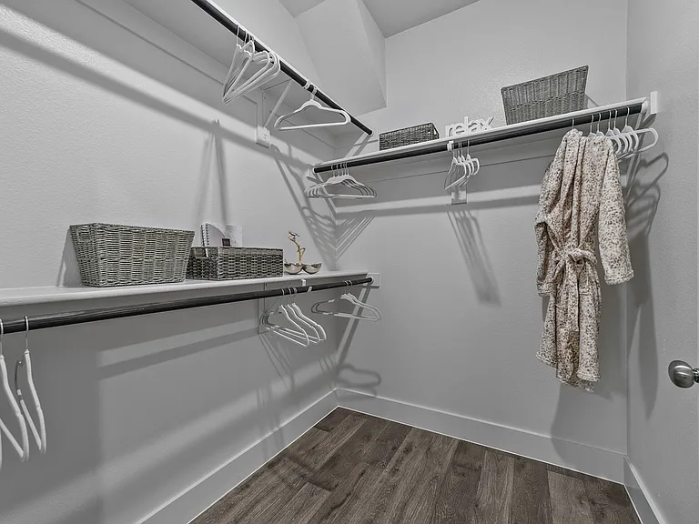 A1-Sparkle-Closet A1-Sparkle-Closet