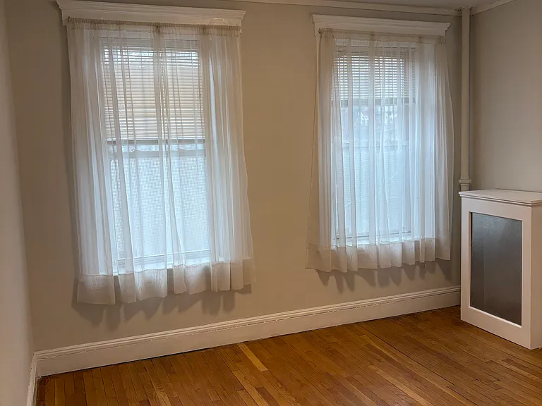28 Quint Ave #19A — Photo 8