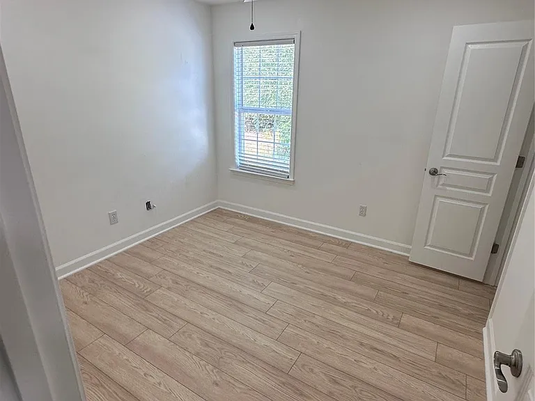 732 Inwood Hill Dr — Photo 20