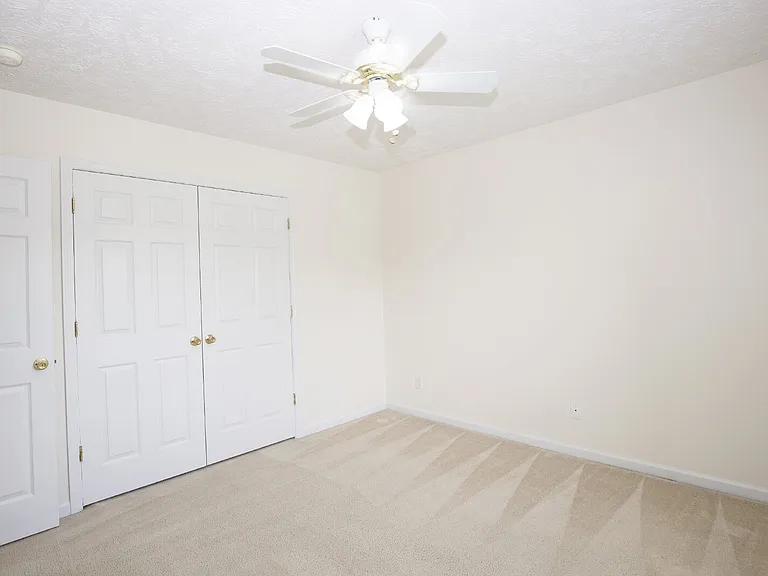 106 Harvest Ln — Photo 47