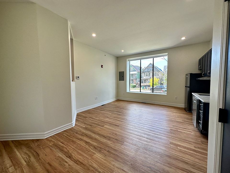 1st image of 507 Niagara St #101
