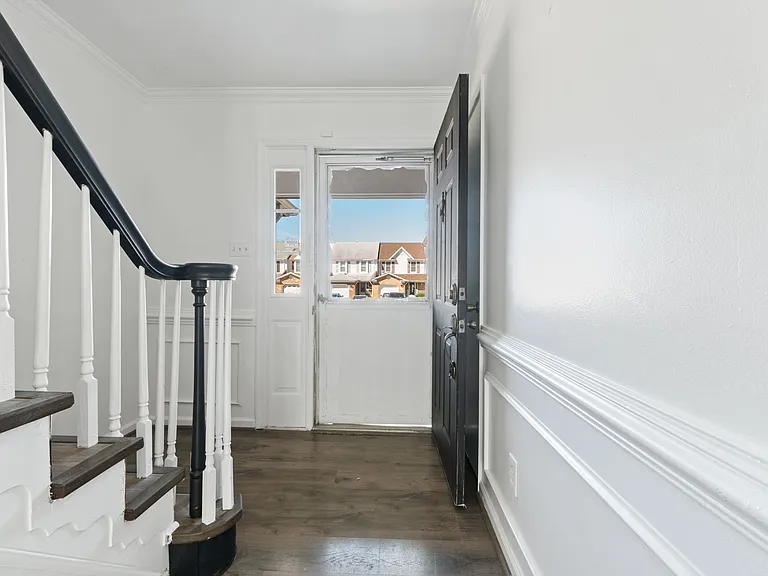 307 Pratt Ct #1 — Photo 3