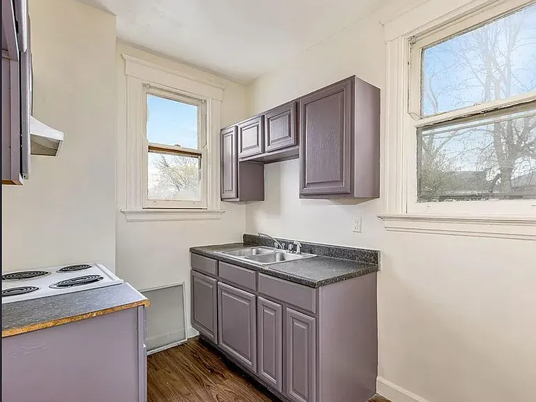 2886 Shaffer Ave #2 — Photo 5