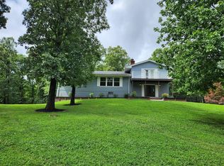225 Suncrest Dr, Bowling Green, KY 42101
