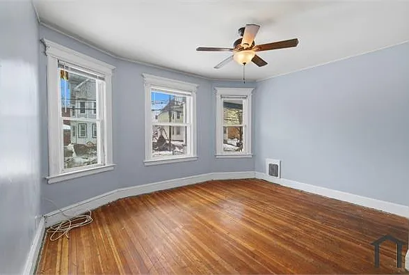 64 Rowe Ave #2 — Photo 11