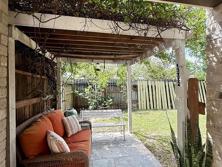 13222 Pebblewalk Cir N — Photo 5