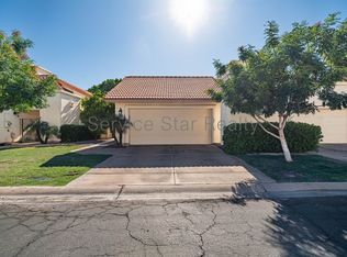 8910 S Heather Dr, Tempe, AZ 85284