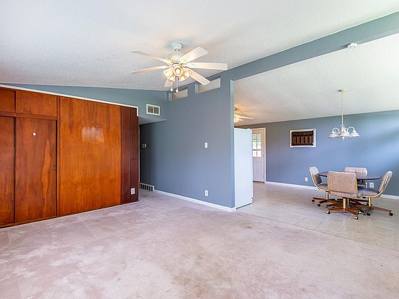 2nd image of 1329 Trelane Ave