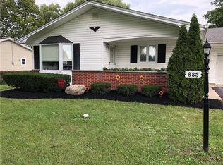 885 W Alaura Dr, Alden, NY 14004