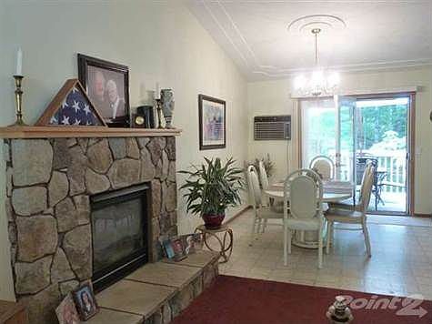 2nd image of 18781 Lakewood Cir