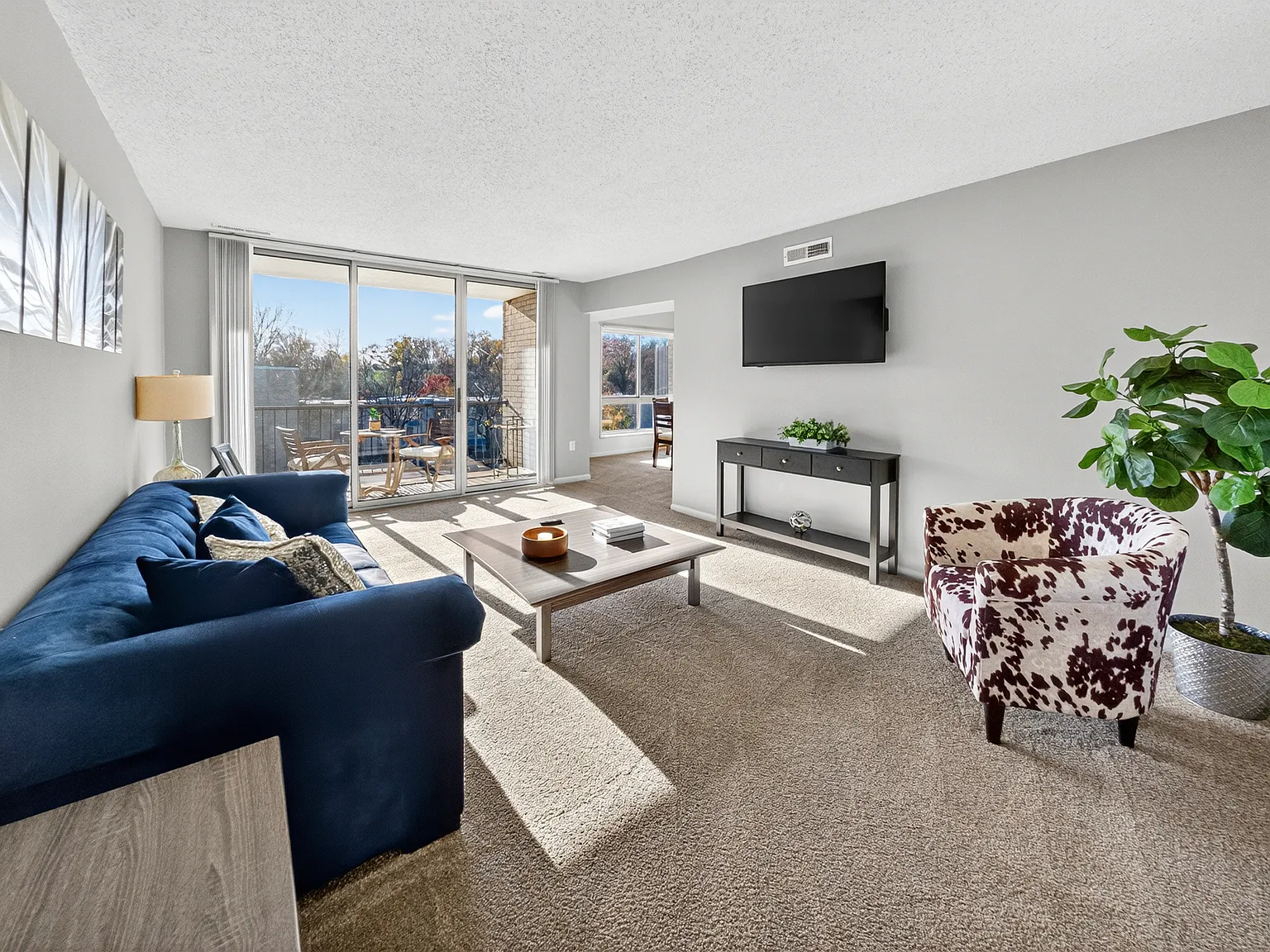 Brinkley House Apartments — Photo 1