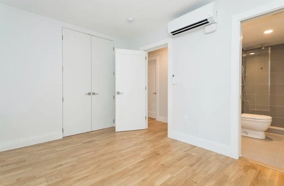 3 bed, 1100 sqft, $5,000 — Photo 3