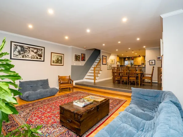 3056 Independence Avenue image 15 of 40