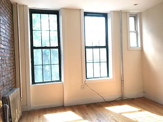 Rented by Simply Brooklyn Realty Inc | media 4
