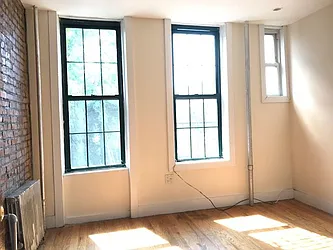 Rented by Simply Brooklyn Realty Inc