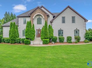 1481 Peninsula Dr, Scottsboro, AL 35769