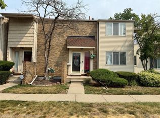5 Richmond Towne St, Southfield, MI 48075