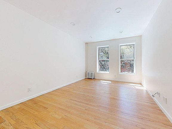 4th image of 315 W 115th St #2FL8